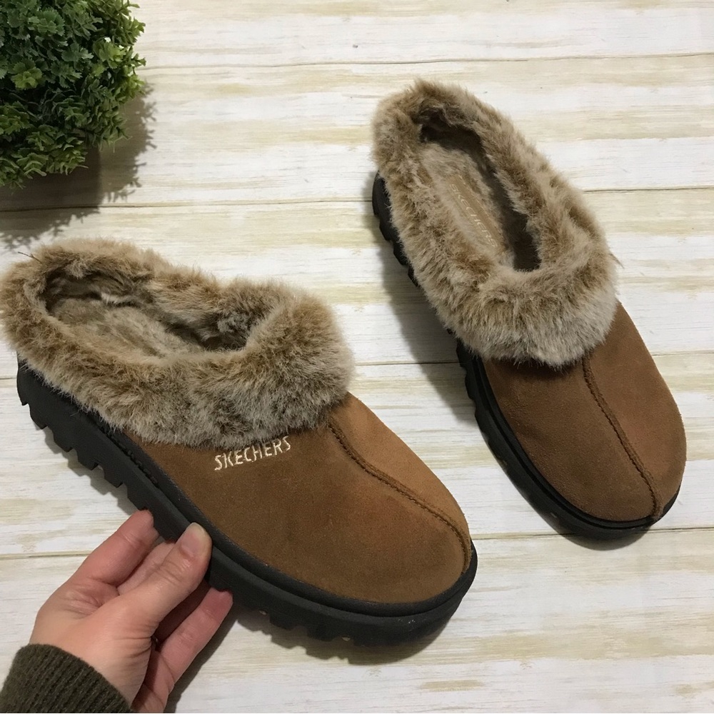 Sketchers Y2K Leather Suede Faux Fur Platform Clogs Color Chestnut Size 7.5